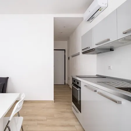 A Pochi Passi Dal Mercato Delle Erbe By Wonderful Italy *