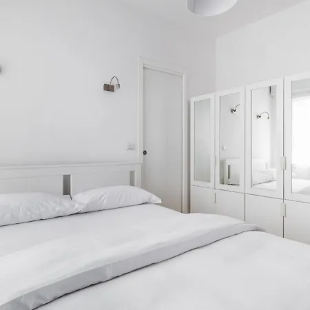 A Pochi Passi Dal Mercato Delle Erbe By Wonderful Italy Apartment