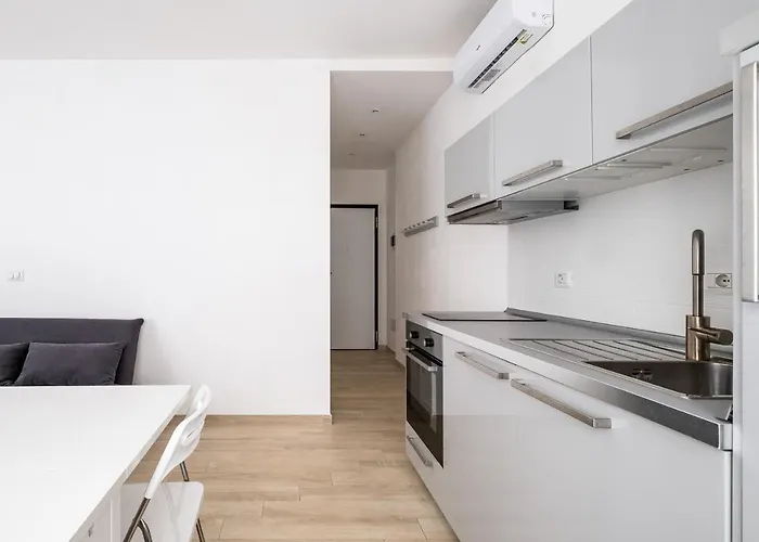 A Pochi Passi Dal Mercato Delle Erbe By Wonderful Italy * 볼로냐