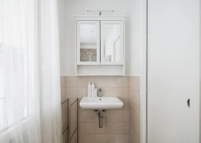 A Pochi Passi Dal Mercato Delle Erbe By Wonderful Italy